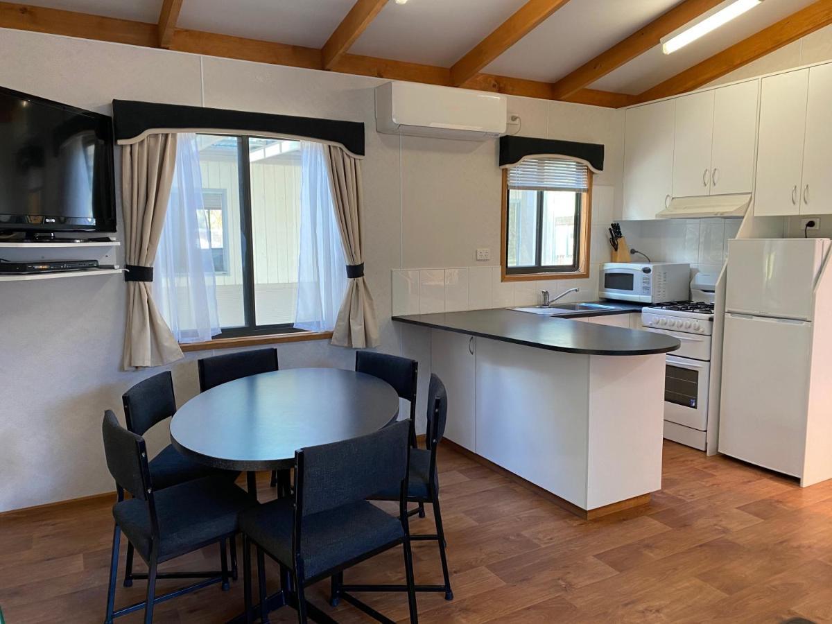 Cobram Barooga Golf Resort Extérieur photo